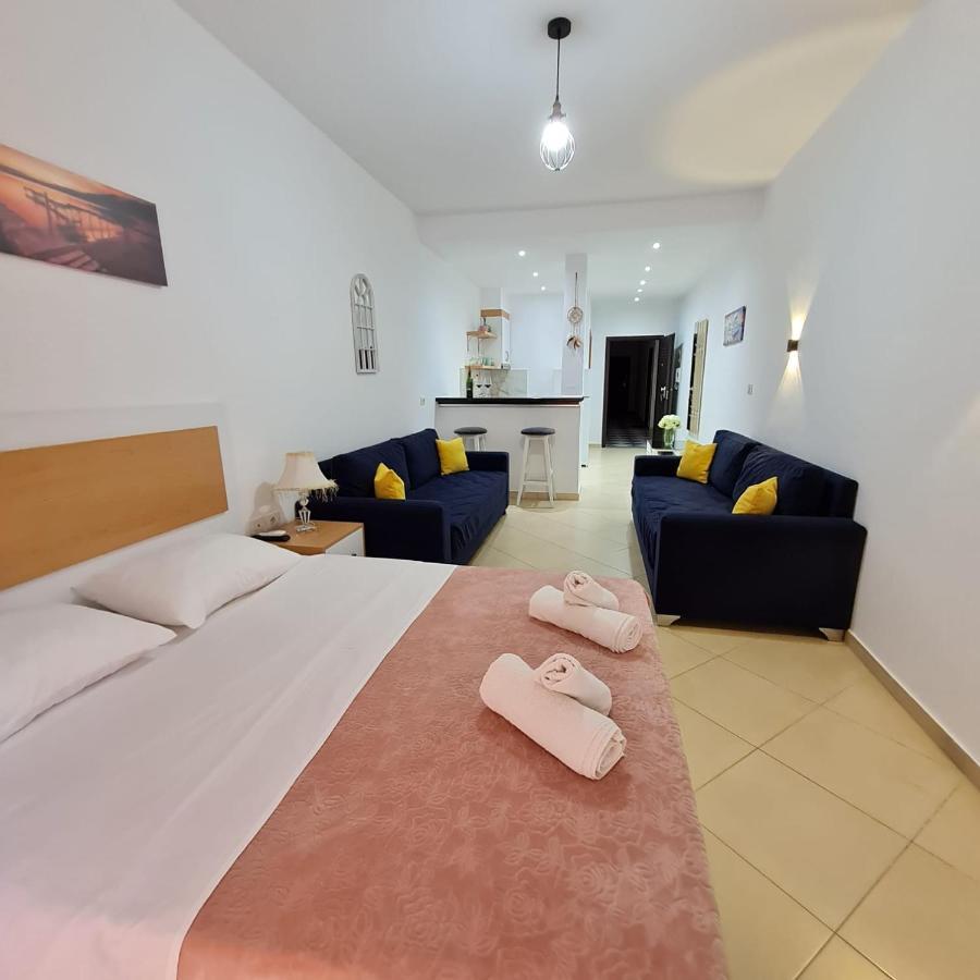 Studio By The Beach - Vlore Exterior photo