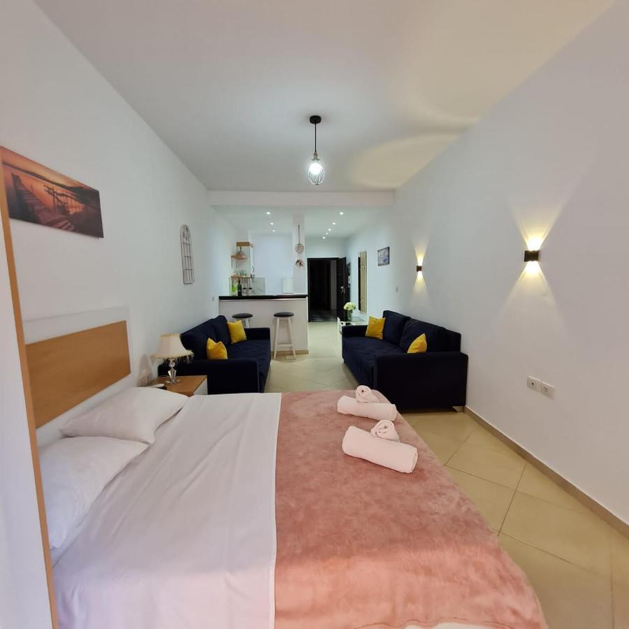 Studio By The Beach - Vlore Exterior photo