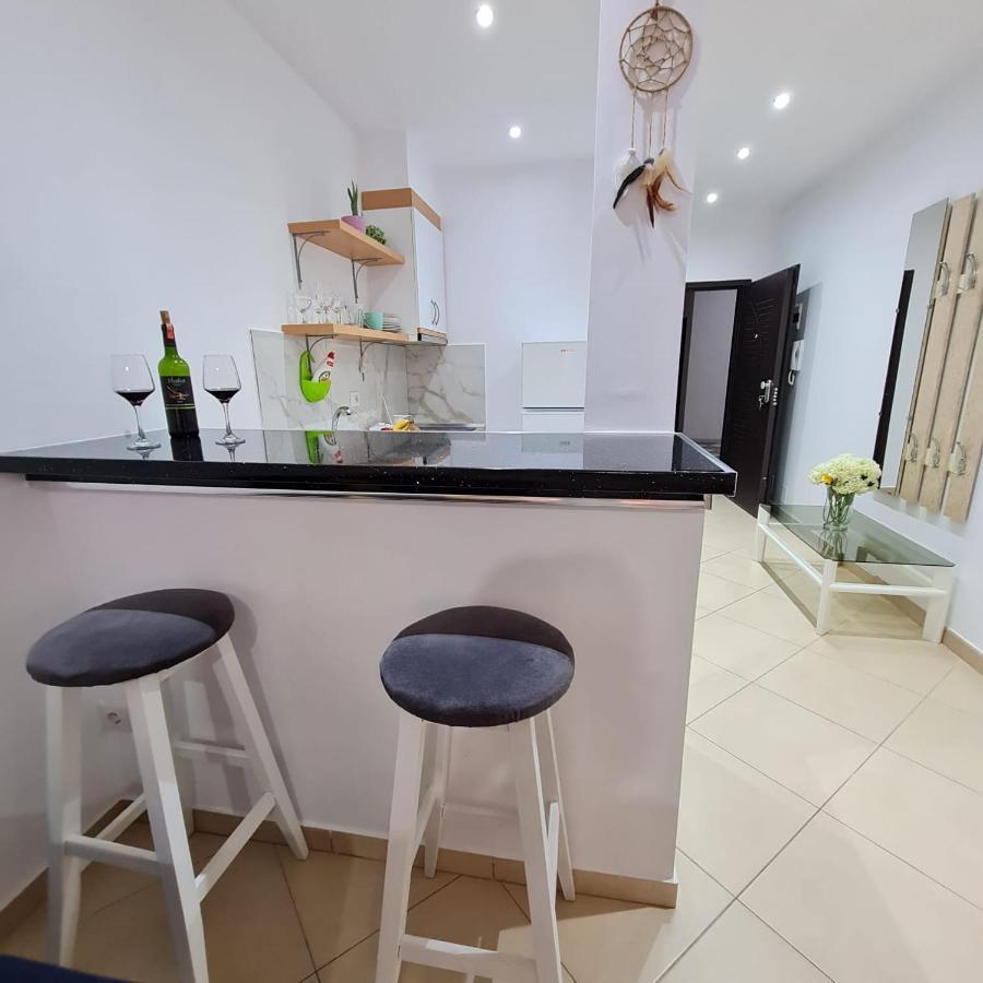 Studio By The Beach - Vlore Exterior photo